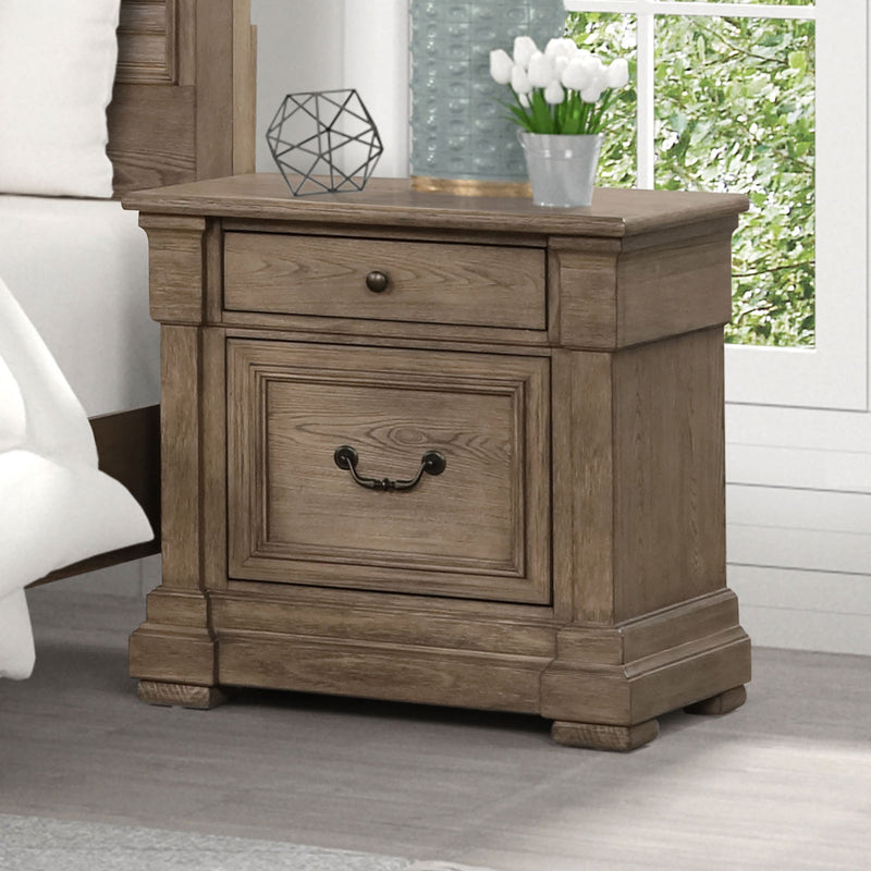 Sheringham Brown Queen 4 Piece Bedroom Set