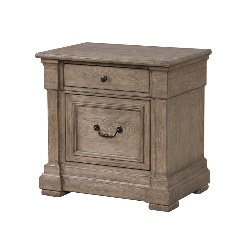 Sheringham Brown Queen 5 Piece Bedroom Set w/2 Nightstands