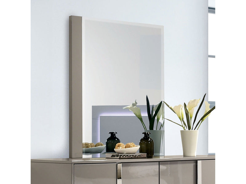 Sinistra Beige Mirror