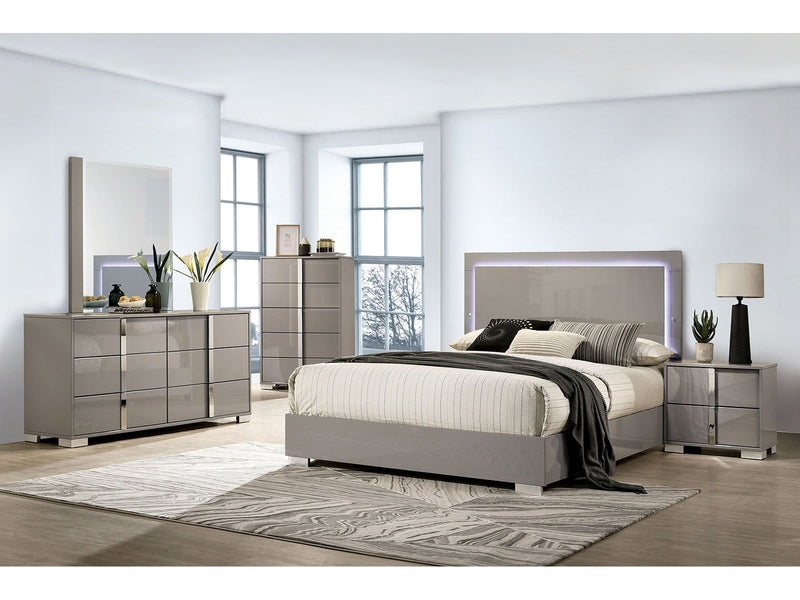 Sinistra Beige Queen 5 Piece Bedroom Set w/Chest