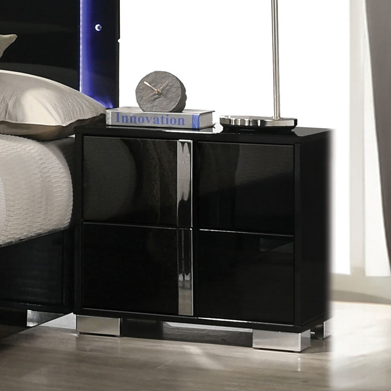 Sinistra Black Queen 5 Piece Bedroom Set w/2 Nightstands