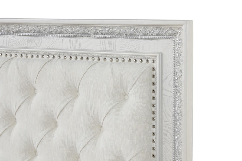 Stella Mia Creamy White Eastern King Full Bed