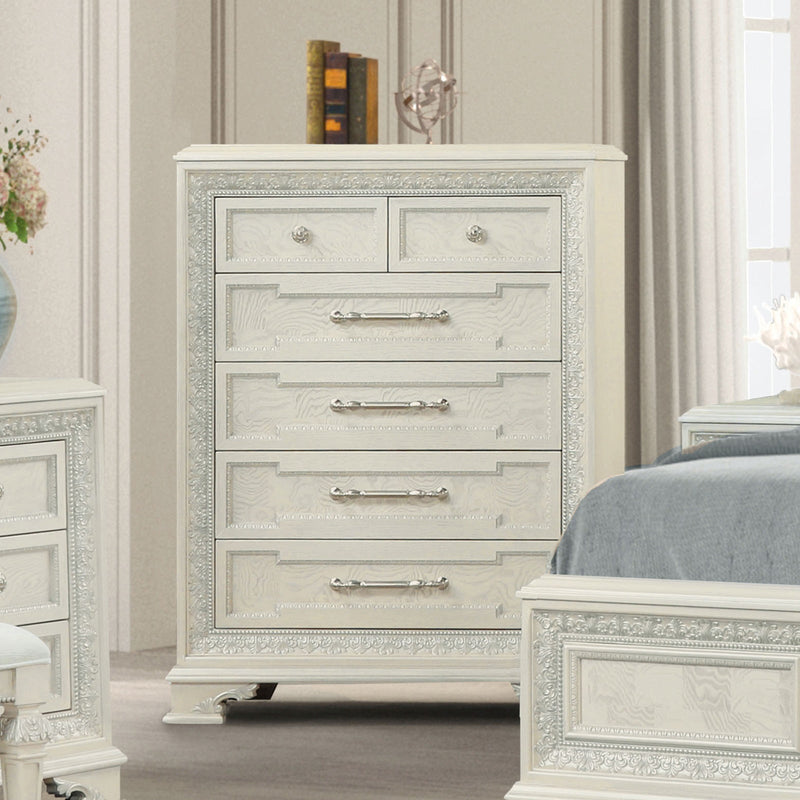 Stella Mia Creamy White Queen 5 Piece Bedroom Set w/Chest