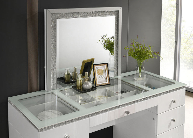 Stoholm White Vanity