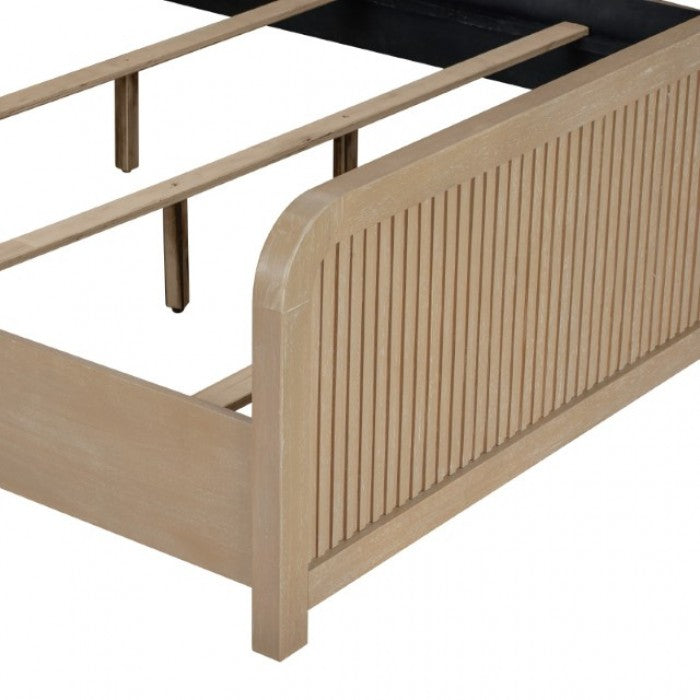 Tangentry Natural Queen 5 Piece Bedroom Set w/Chest