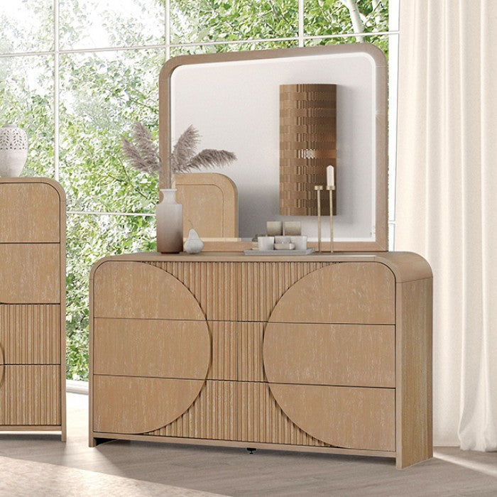 Tangentry Natural Queen 5 Piece Bedroom Set w/Chest