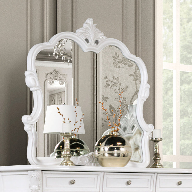 Valentini White 5 Pc. Queen Bedroom Set w/ 2NS