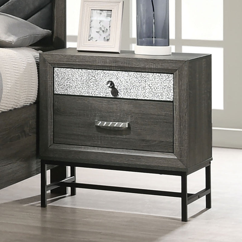Voleta Gray 5 Pc. Queen Bedroom Set w/ Chest