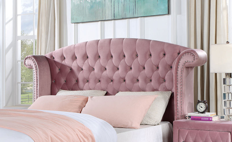 Zohar Pink 4 Pc. Queen Bedroom Set