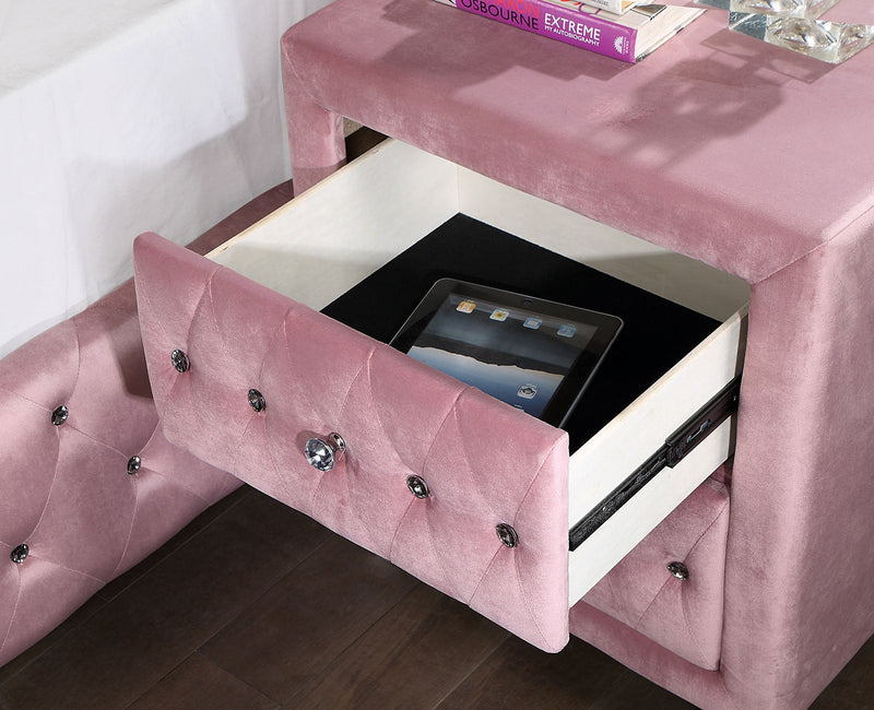 Zohar Pink 4 Pc. Twin Bedroom Set