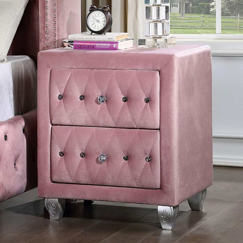 Zohar Pink 4pc Full Bedroom Set