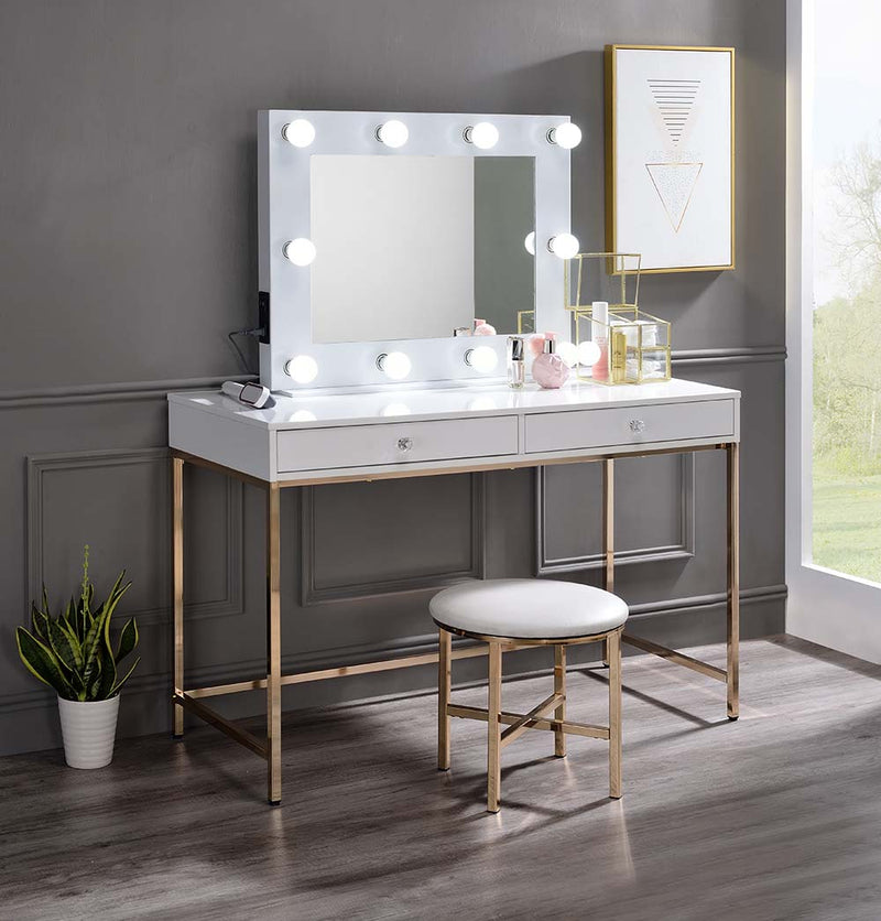 Avery Decor
