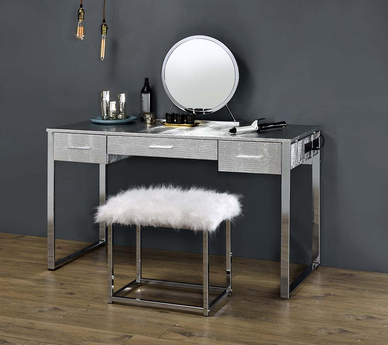 Myles Vanity