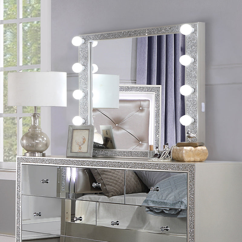 Sliverfluff Dresser & Mirror