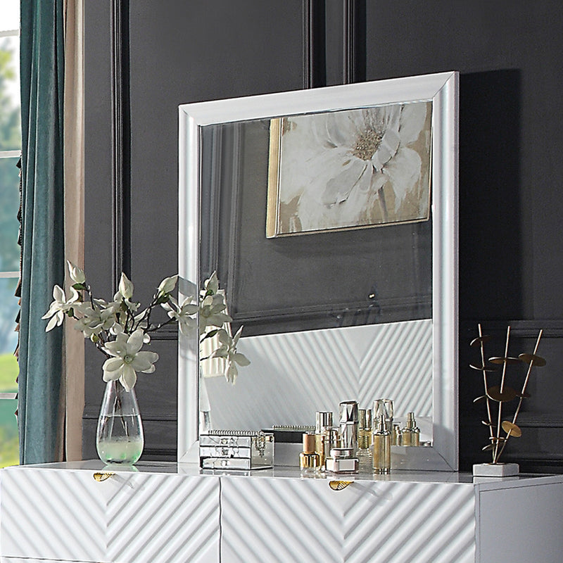 Gaines Dresser & Mirror