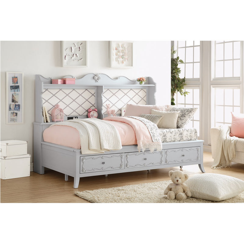 Edalene Bed