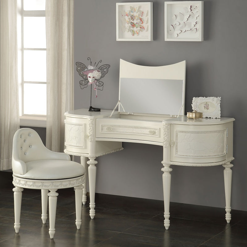 Dorothy Desk