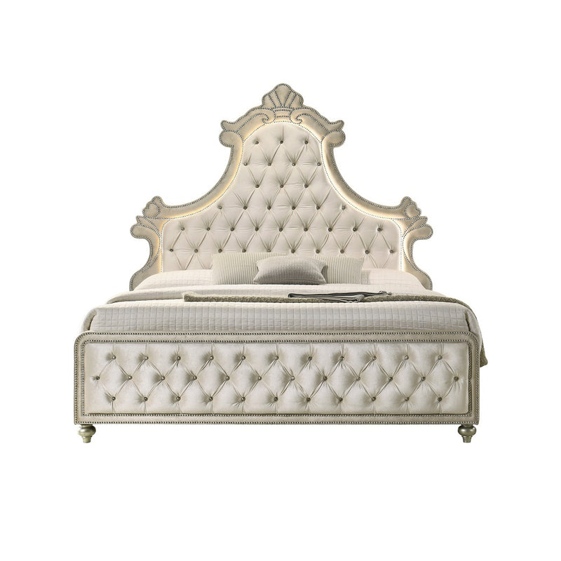 Lucienne Bed
