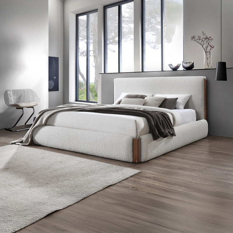 Sandro Bed