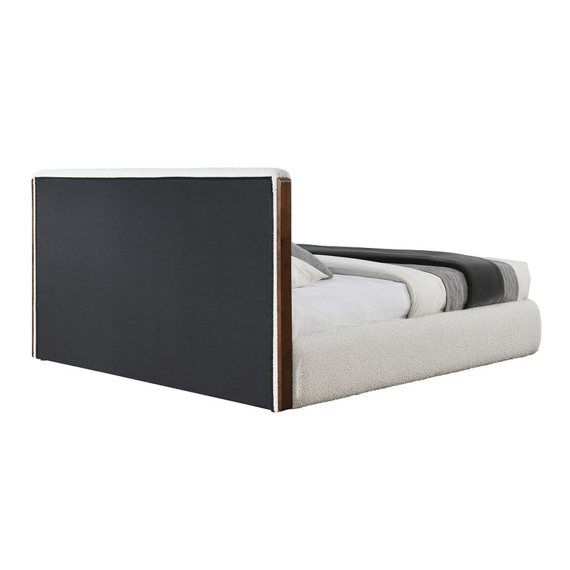 Sandro Bed