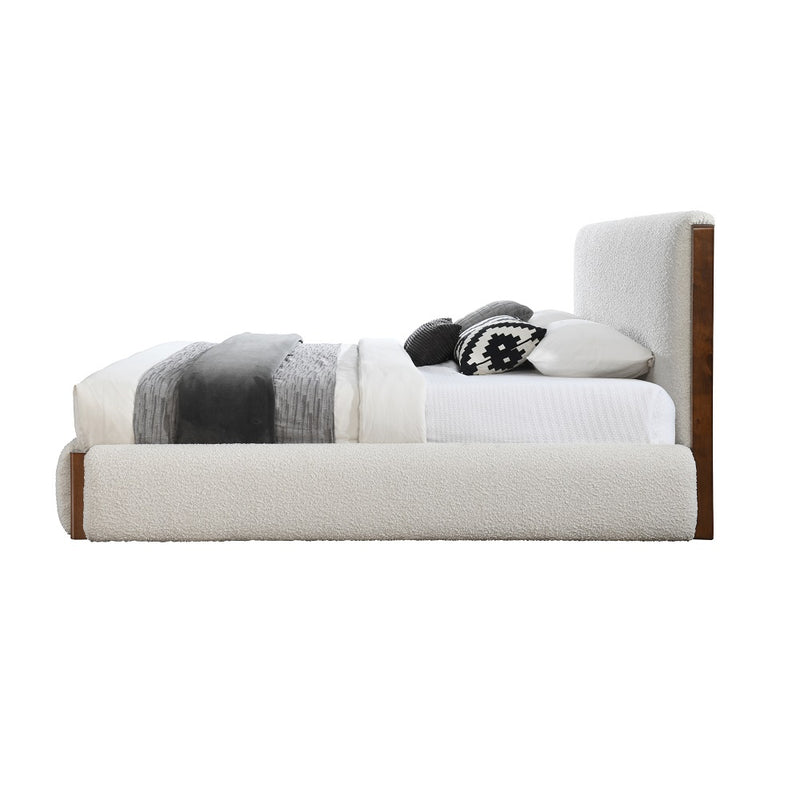Sandro Bed