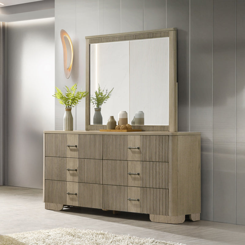 Lakkari Dresser & Mirror