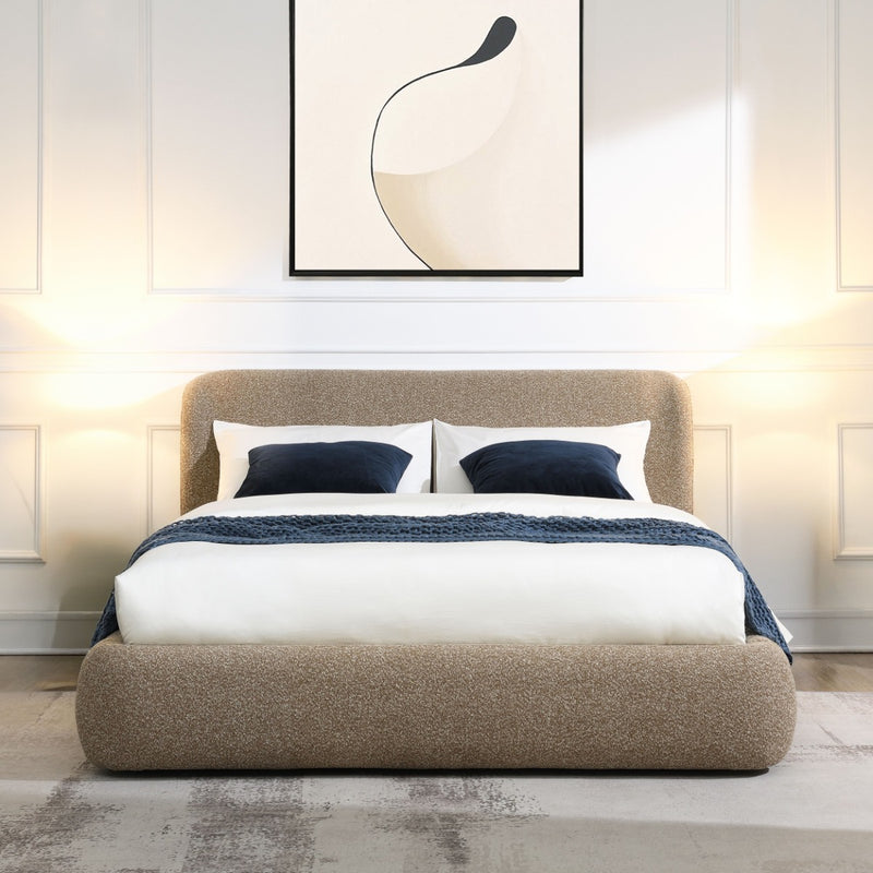 Erica Bed