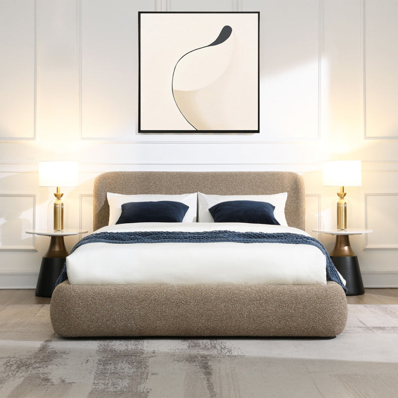 Erica Bed