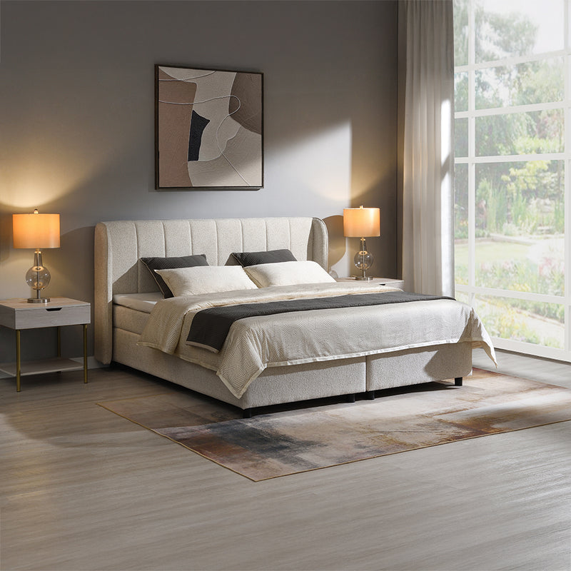 Adonia Bed
