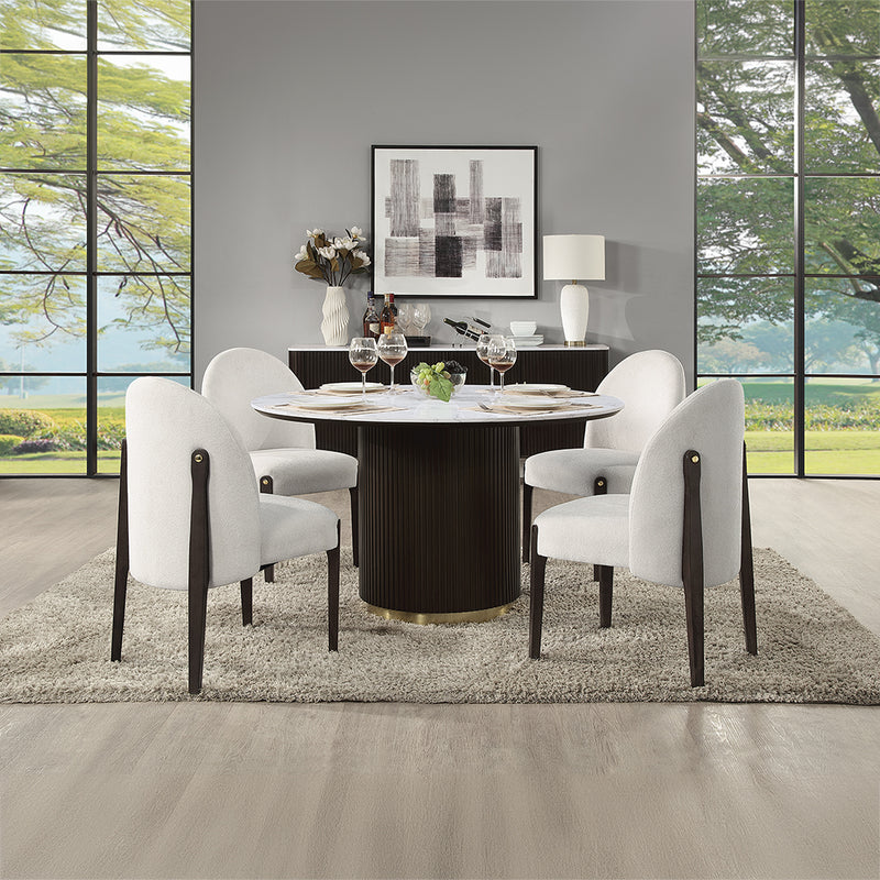 Clayten Casual Dining