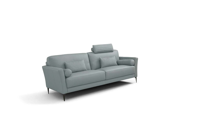 Tussio Sofa