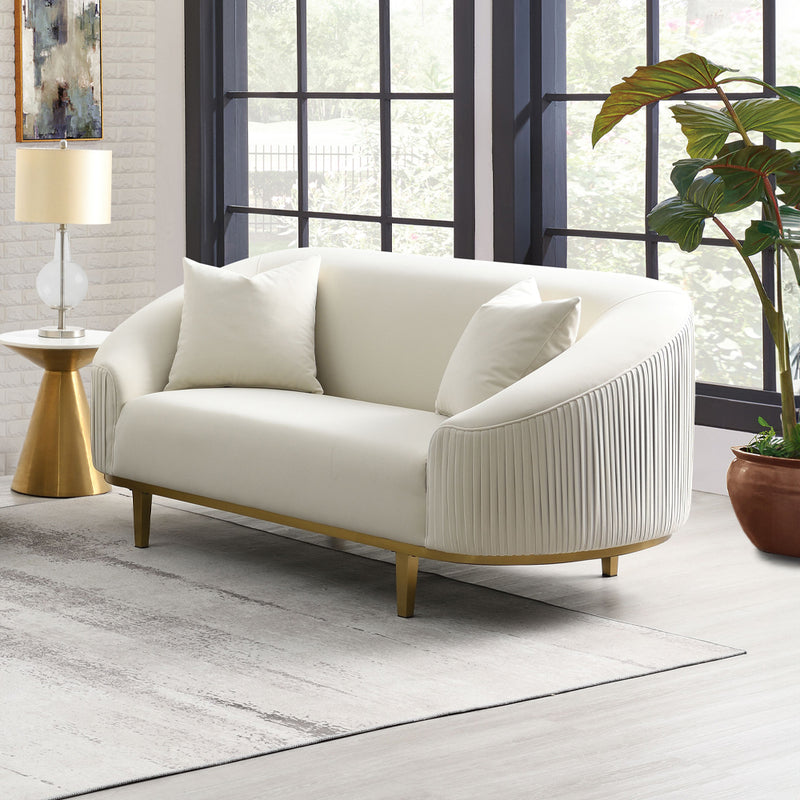 Martina Loveseat