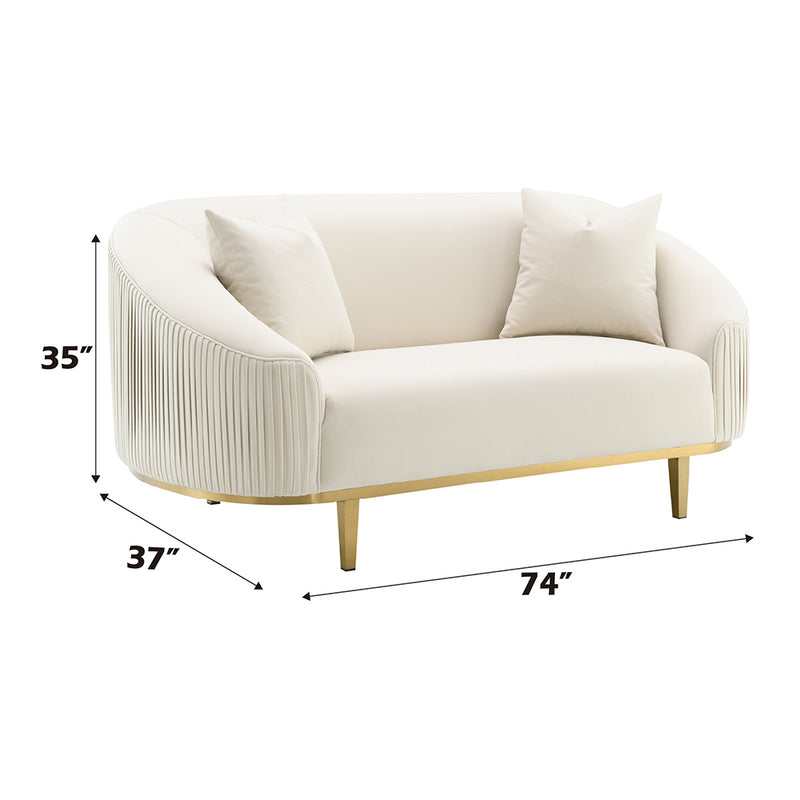Martina Loveseat