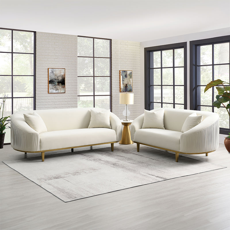 Martina Loveseat